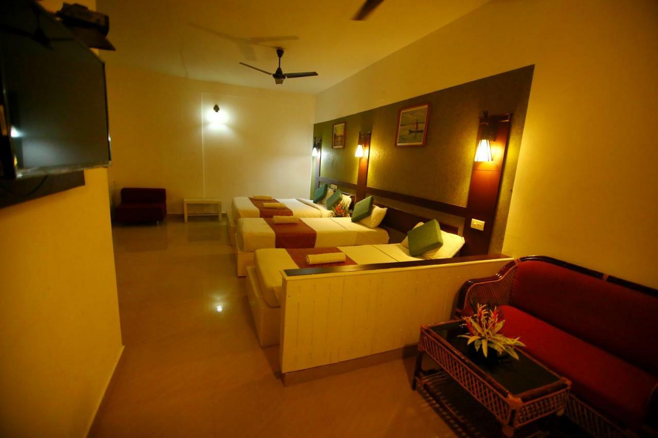 Green Palace Ayurveda Resort, Alleppey Alappuzha Luaran gambar