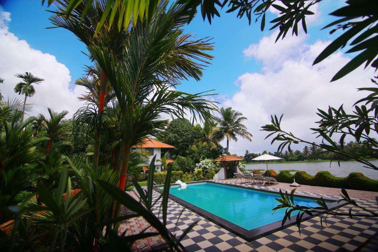 Green Palace Ayurveda Resort, Alleppey Alappuzha Luaran gambar