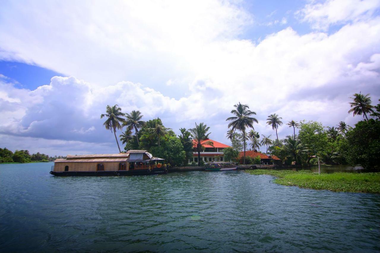 Green Palace Ayurveda Resort, Alleppey Alappuzha Luaran gambar
